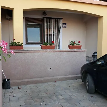 Durdica Apartment *